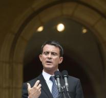 'French prime minister: terror threat up'