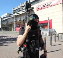 German Police shoot armed hostage death