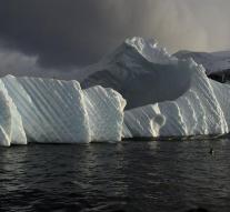 Giant iceberg on drift