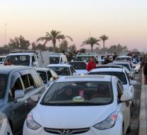 Governor refugees back to Ramadi