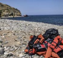 Greece has 2000 migrants from Lesvos