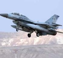Greek jet fighter plunges into the Aegean Sea