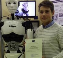 Greek teenager builds working robot