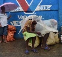 Haitians fleeing for hurricane