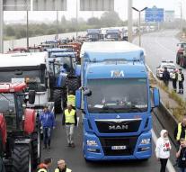 'Hazard Supplement truckers Calais'
