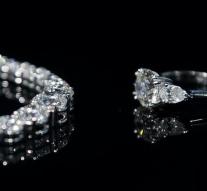 Hebbedingetje shows expensive diamond