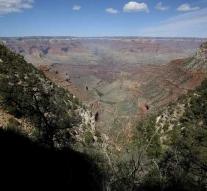Helicopter crash Grand Canyon: at least three deaths