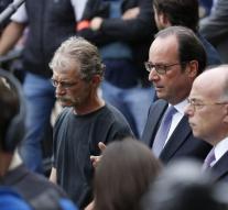 Hollande: captors relied on IS