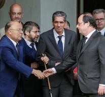 Hollande met church representatives