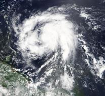 Hurricane Maria wins power