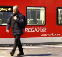 Ice hampers German trains