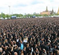 Immense crowd mourns Thai king
