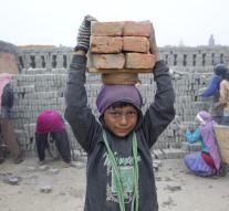 India approves controversial child labor well