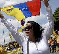 Investors count on val Maduro