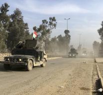 Iraqi army completes siege of Mosul