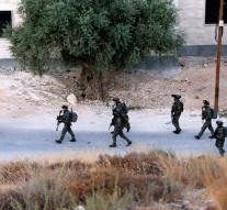 Israeli army kills Palestinian militant