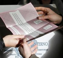 Italian voters vote against constitutional reform in a referendum
