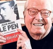 Jean-Marie Le Pen sits daughter across memoirs