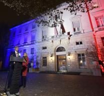 Kerry to Paris after attacks