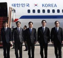 Kim Jong-un receives delegation South Korea