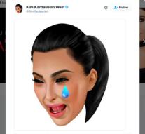 Kim Kardashian in tears for broken BlackBerry