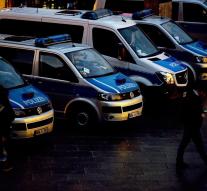 Large police investigate gangs Dusseldorf