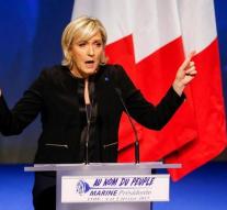 Le Pen wants French parliament