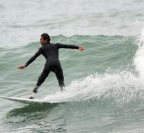 Legged surfer takes revenge on shark