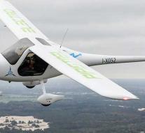 Lightweights can fly with e-plane
