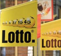 Lotto Winners donate 1.6 million to charity