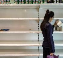 Maduro tackles fraudulent supermarket bosses