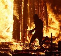 Man burns fire to Burning Man and dies
