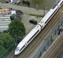 Man falls Swiss passenger train