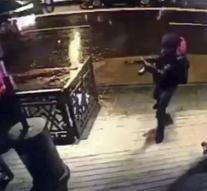 Manhunt after drama Istanbul