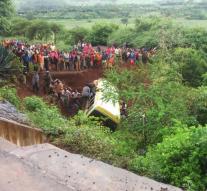 Many children die in bus crash Tanzania