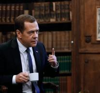 Medvedev calls EU migrants political gaffe