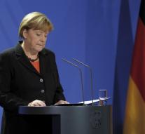 Merkel defends refugee policy