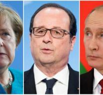 Merkel, Hollande, Putin calling on terror