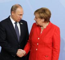 Merkel receives leaders G20