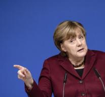 Merkel rejects US entry ban