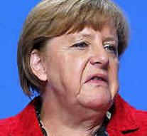 Merkel sets taxpayer confidence