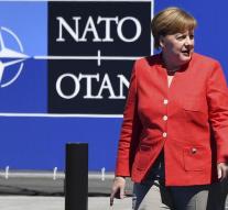 Merkel threatens Erdogan with departure troops