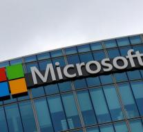 Microsoft rolls Slack rival teams from