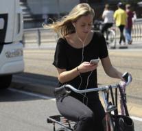 Minister's flaps to prohibit bicycle