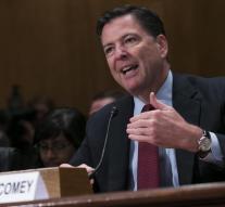 More criticism of FBI boss after letter about Clinton