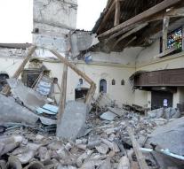 Much damage after earthquakes in Italy
