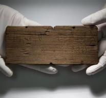 Mud gives oldest British manuscript price