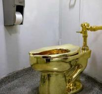 Museum offers Trump golden toilet bowl