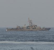 Navy ship VS delivers warning shots