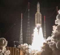 One hundredth Ariane 5 rocket launched
